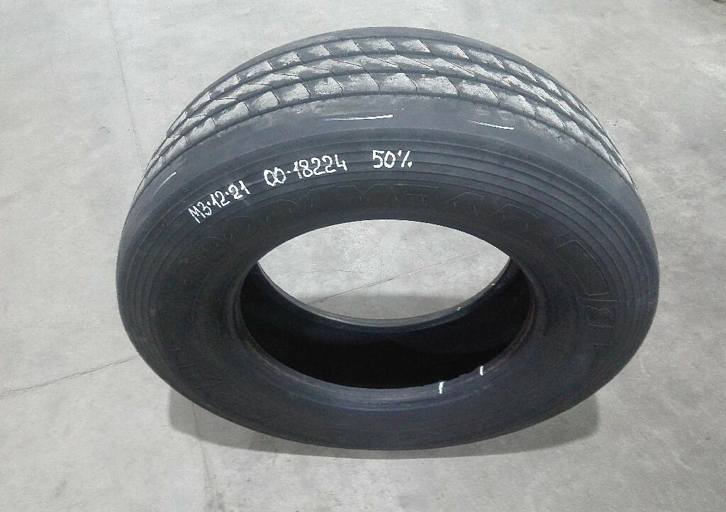 Шина передняя 315/70 б/у