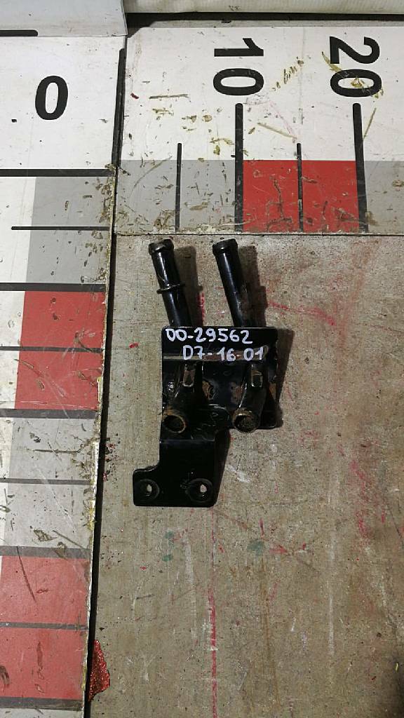 Трубка отопителя б/у