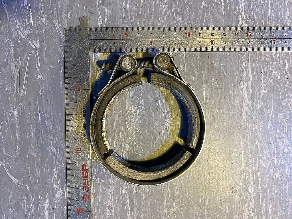 Хомут патрубка интеркулера б/у