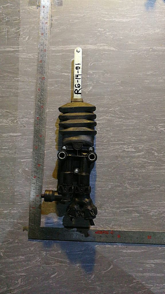 Датчик уровня кабины б/у