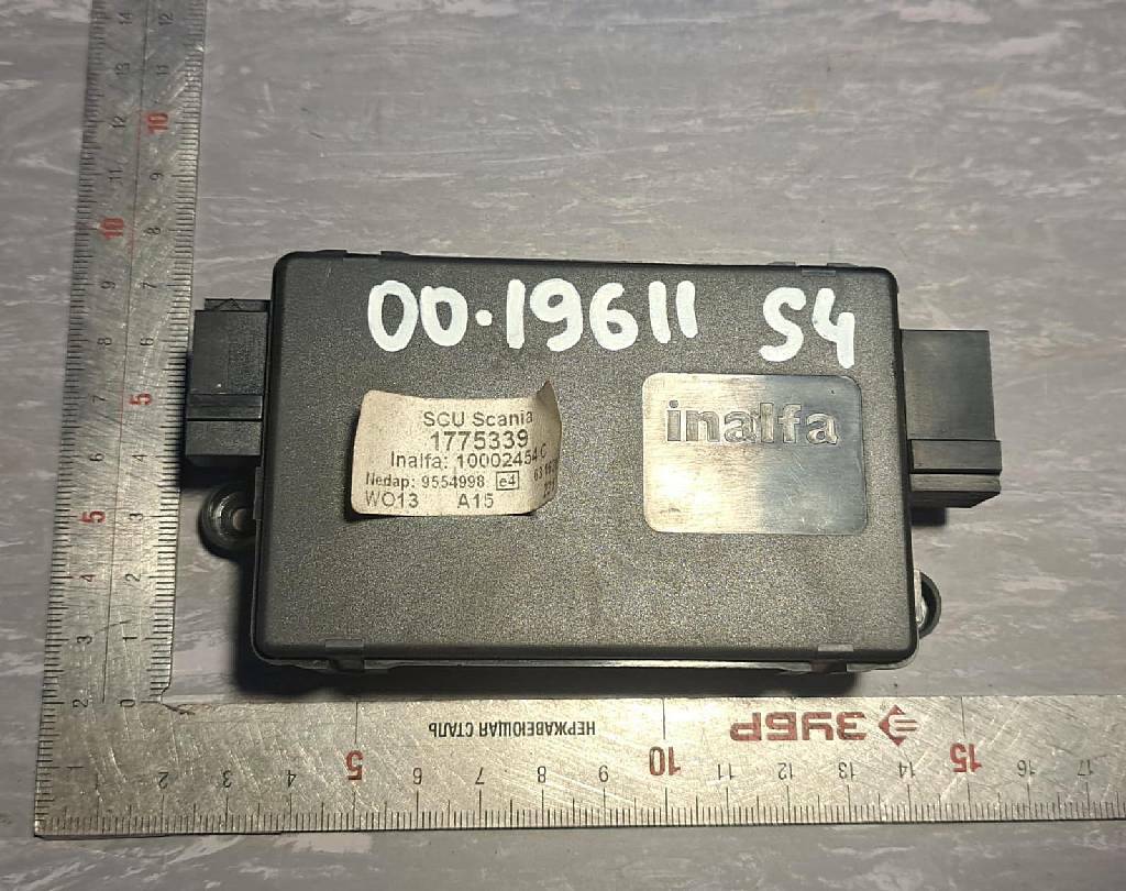 Блок управления люка б/у