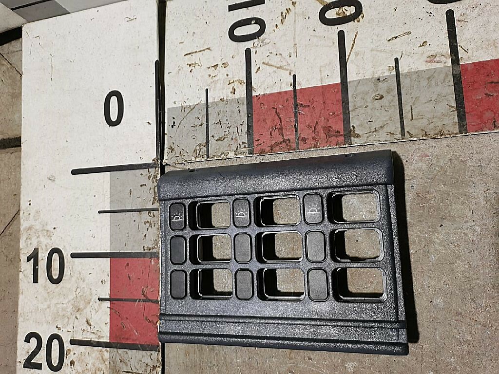 Рамка клавиш верхней консоли б/у