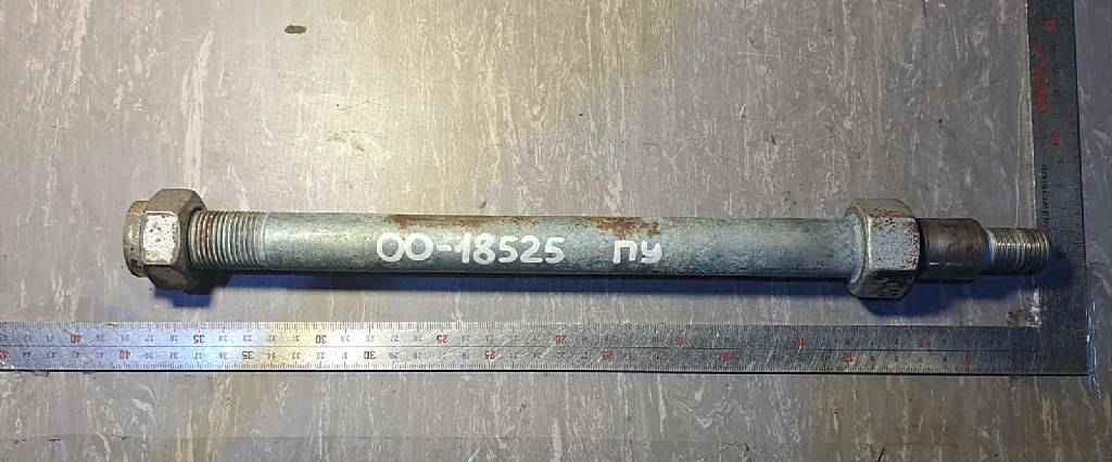 Болт передней рессоры б/у