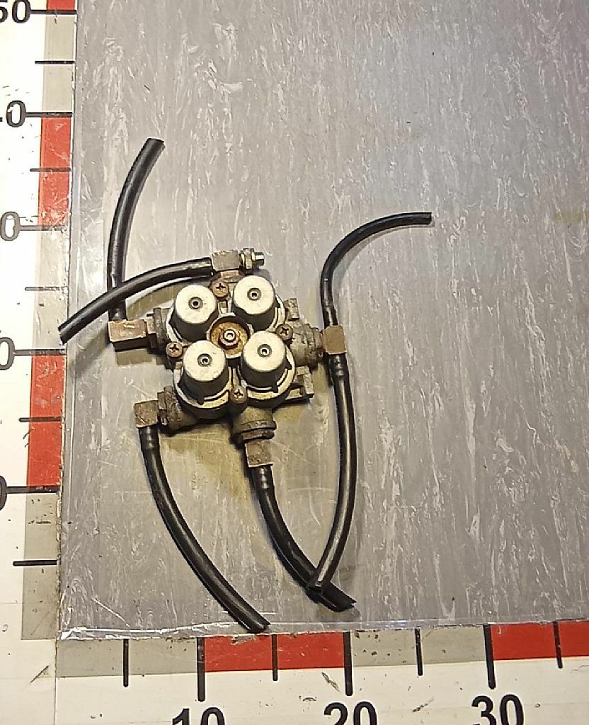 Клапан защитный 4-х контурный б/у