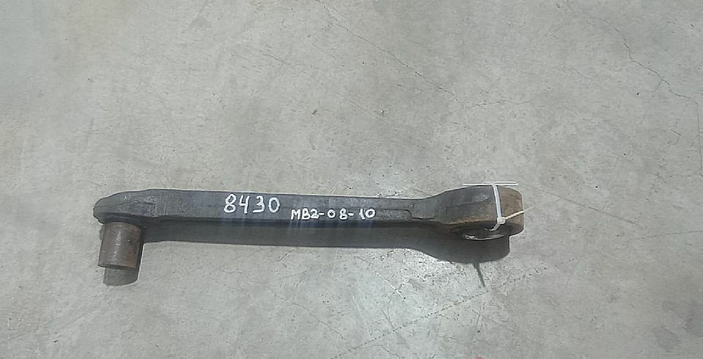 Стойка переднего стабилизатора б/у