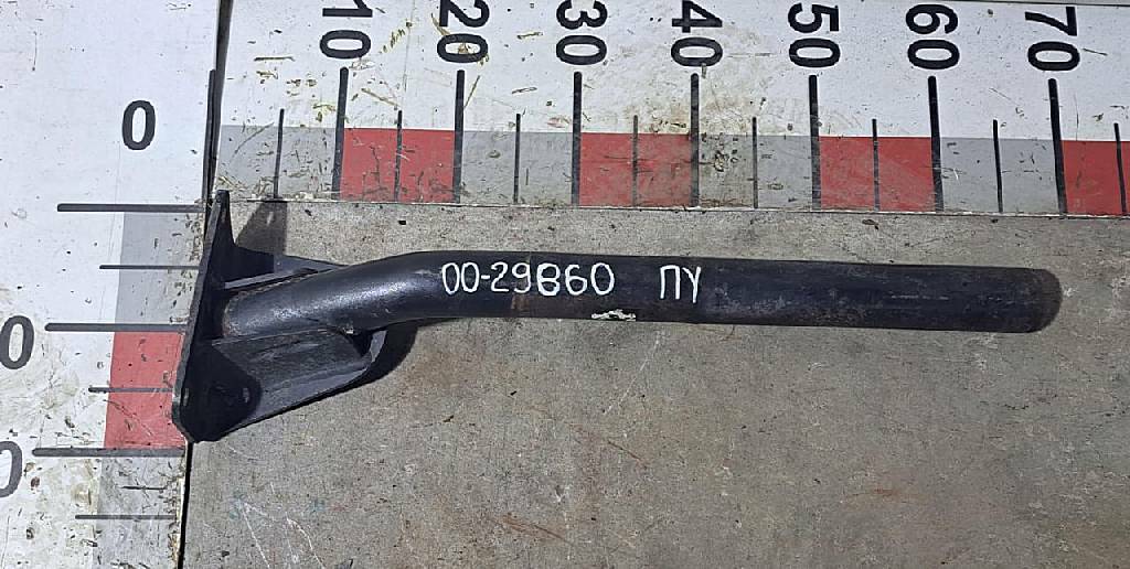 Кронштейн крыла б/у