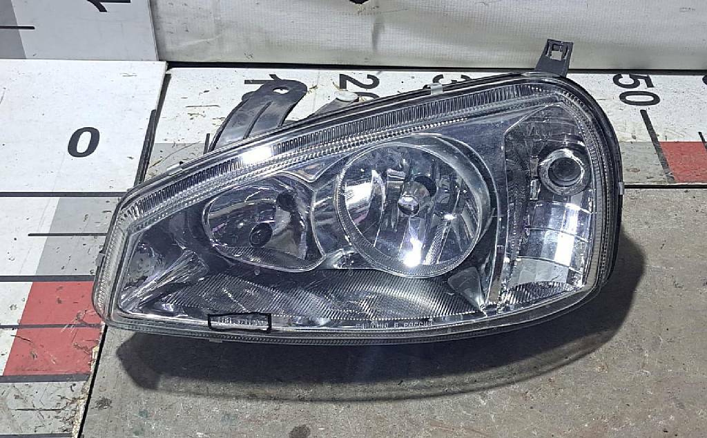 Фара левая б/у