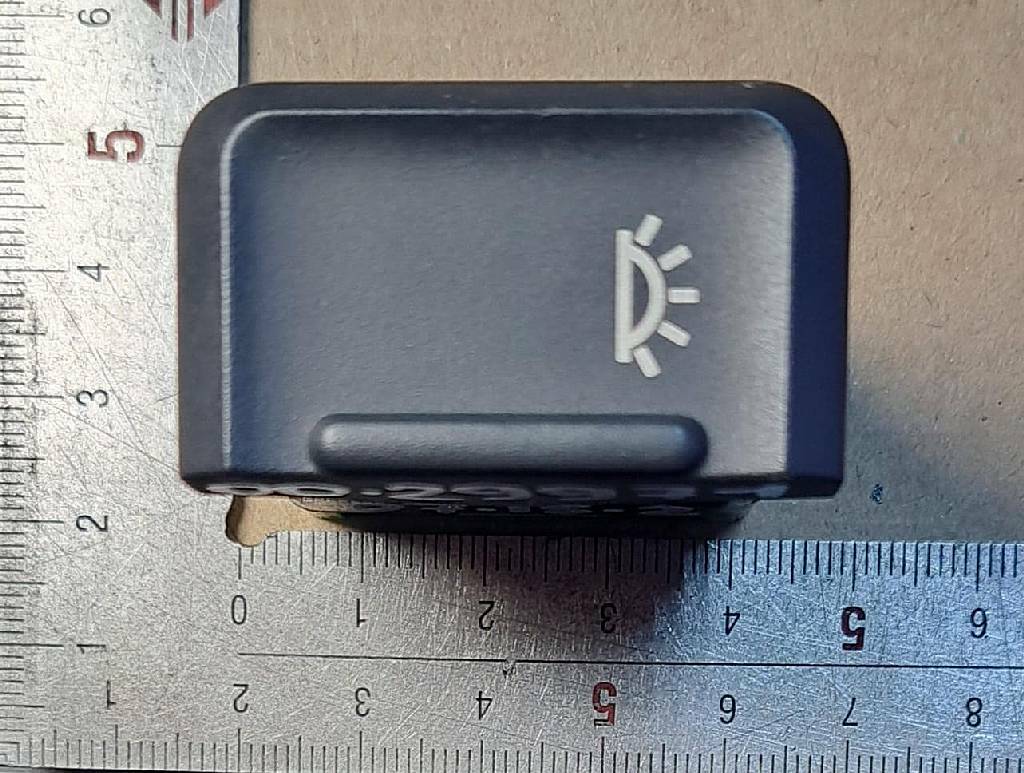 Клавиша освещения салона б/у