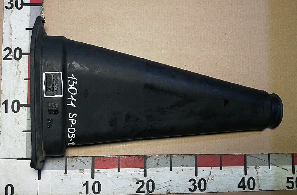 Пыльник рулевого вала б/у