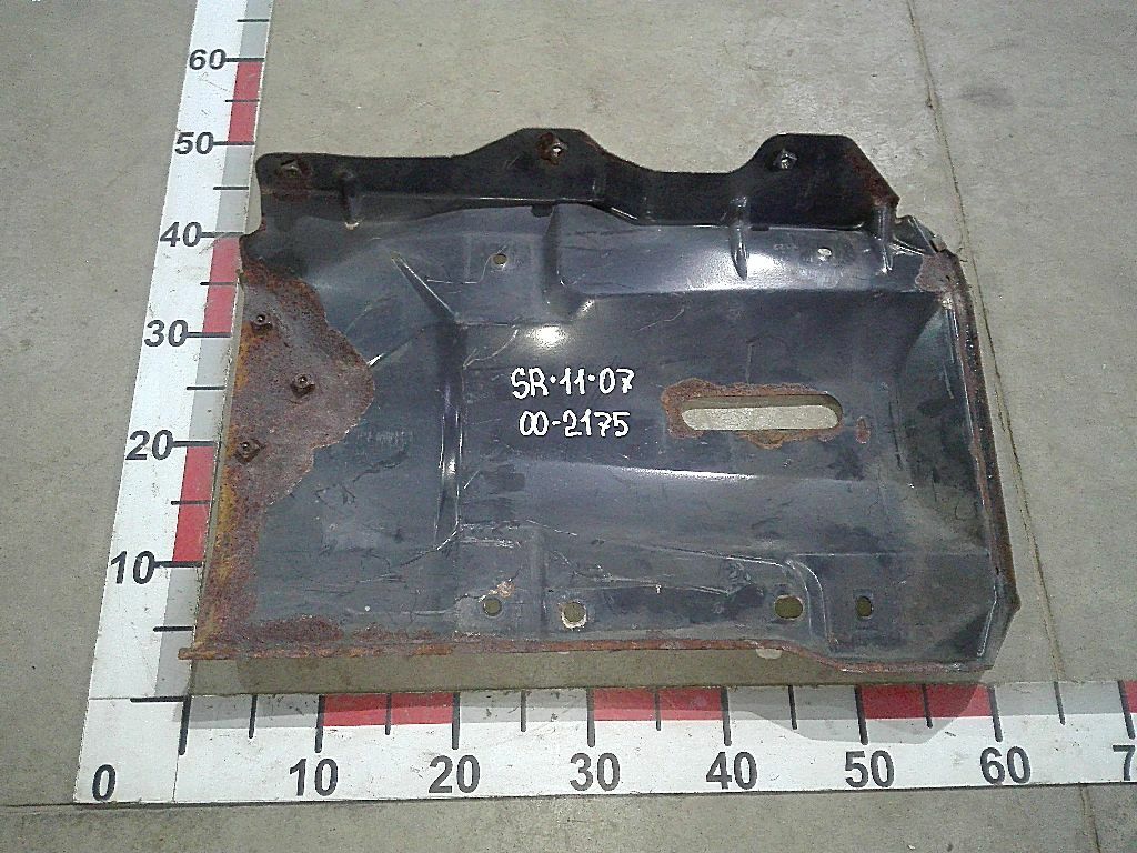 Кронштейн корпуса воздушного фильтра б/у