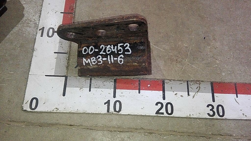 Отбойник подушки передней подвески правый б/у