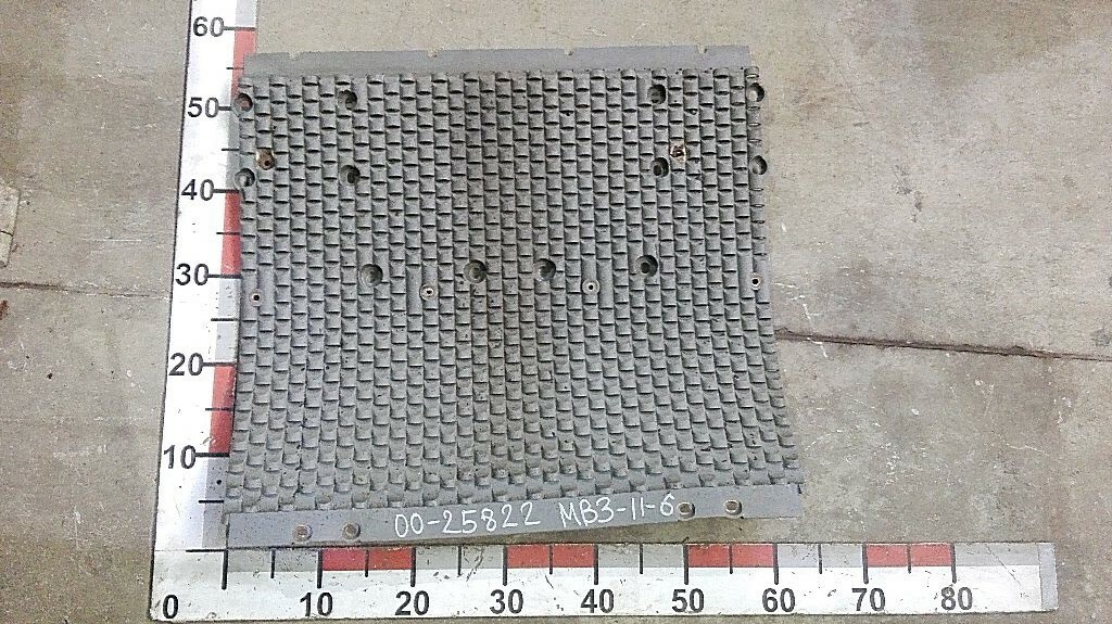 Шумоизоляция заднего крыла б/у