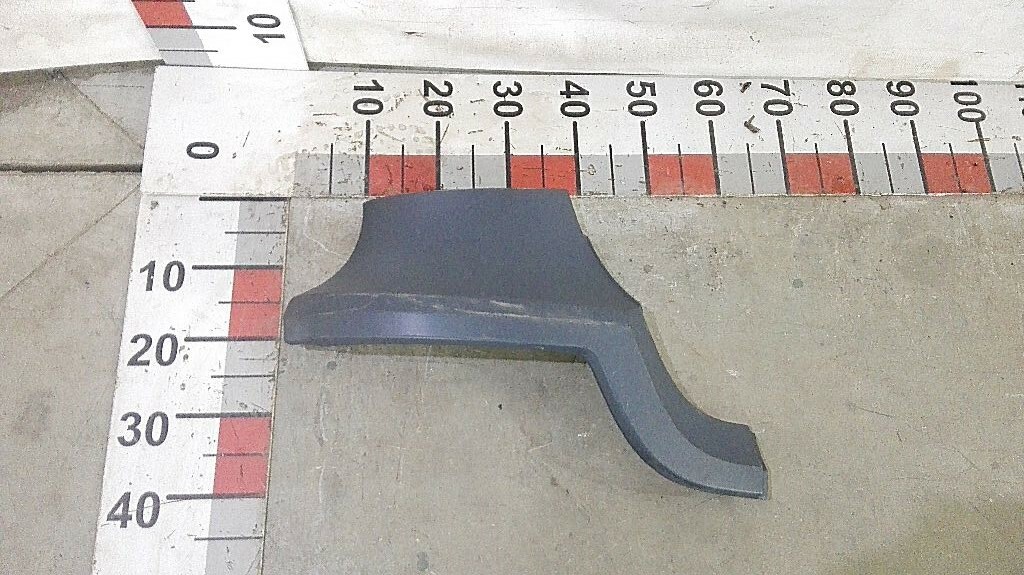 Корпус правой фары б/у