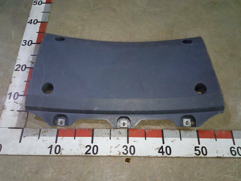 Накладка панели приборов правая б/у