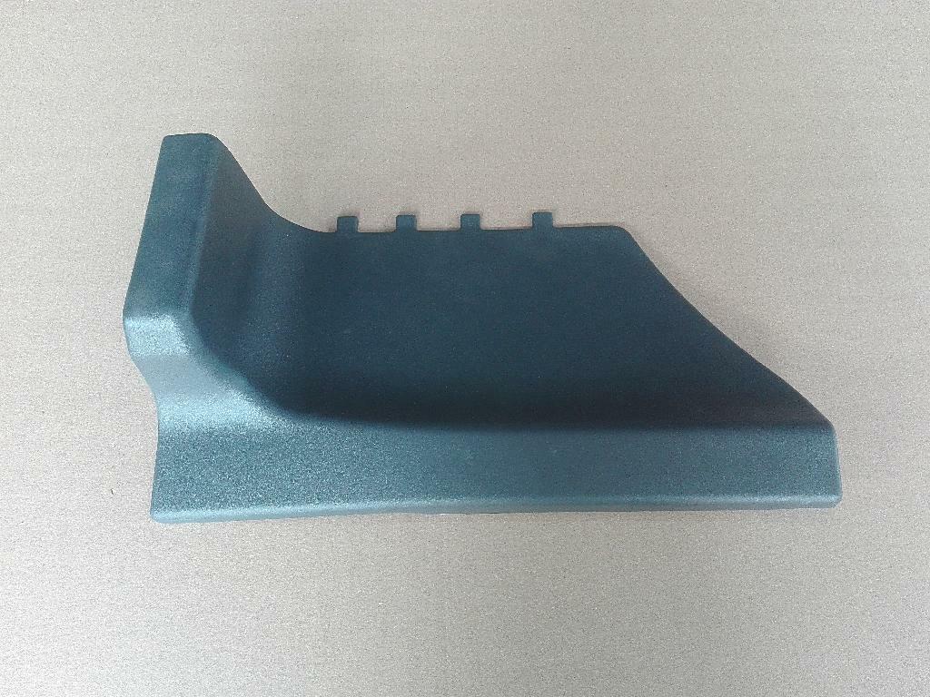 Накладка правого корпуса ступеней