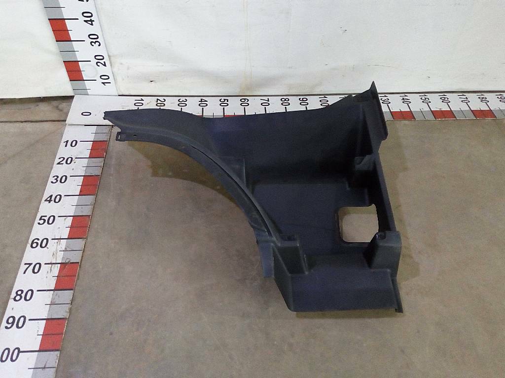 Корпус ступеней правый б/у