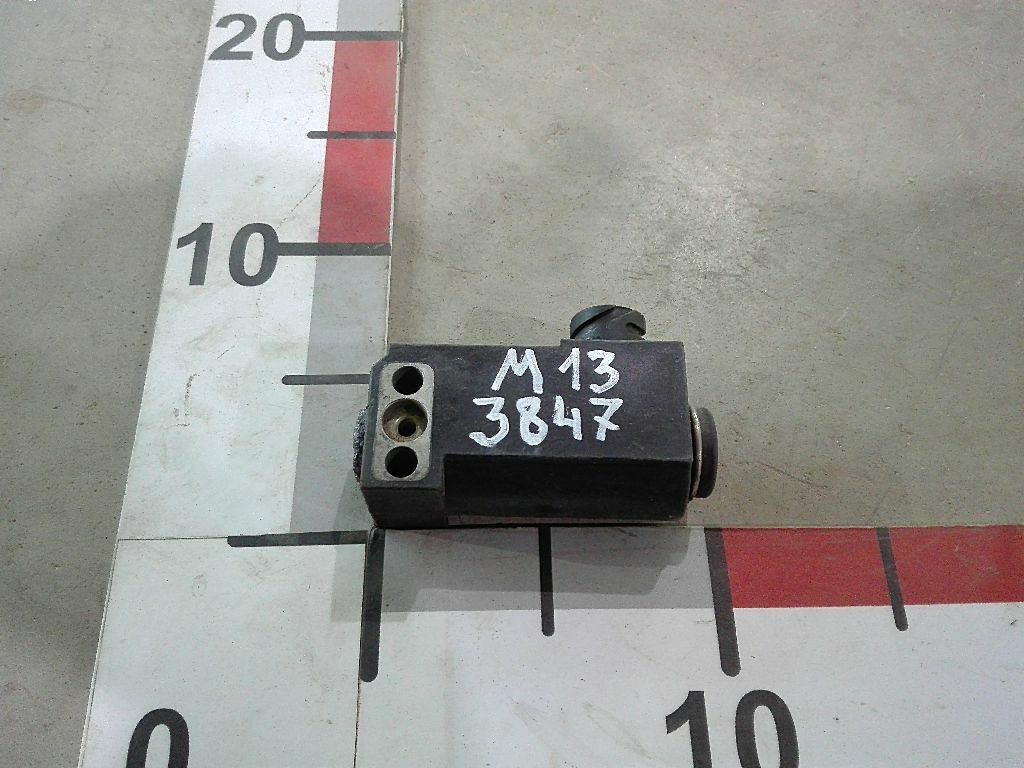 Клапан электромагнитный б/у