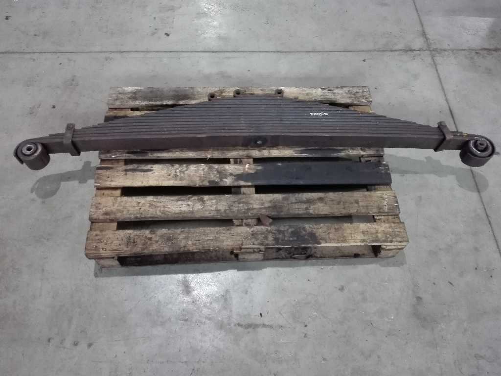 Рессора задняя б/у