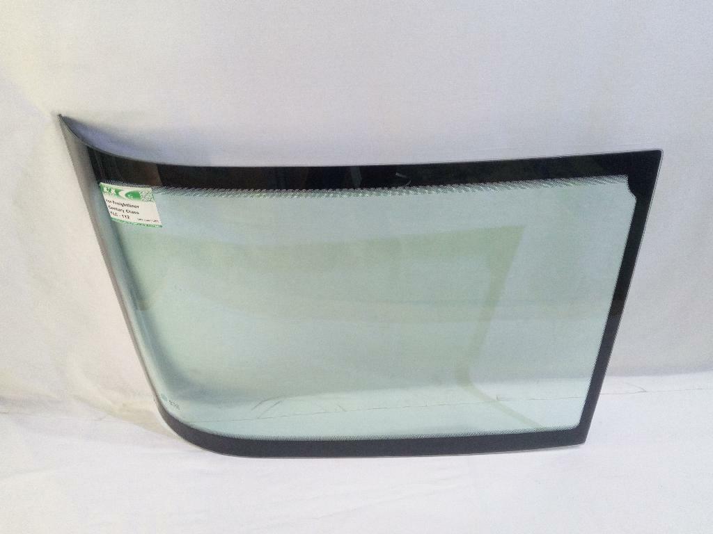 Стекло лобовое правое