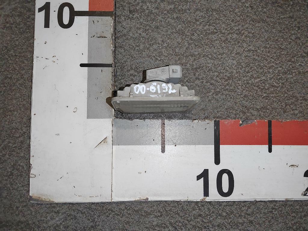 Плафон салона б/у