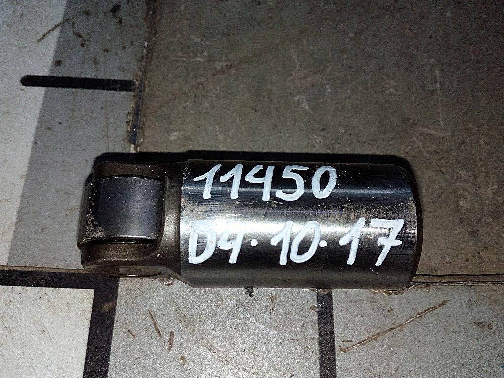 Толкатель впускного клапана MX300 б/у