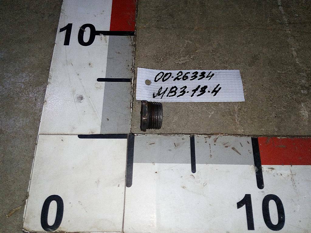 Гайка нагнетательной трубки топливной форсунки OM457 б/у