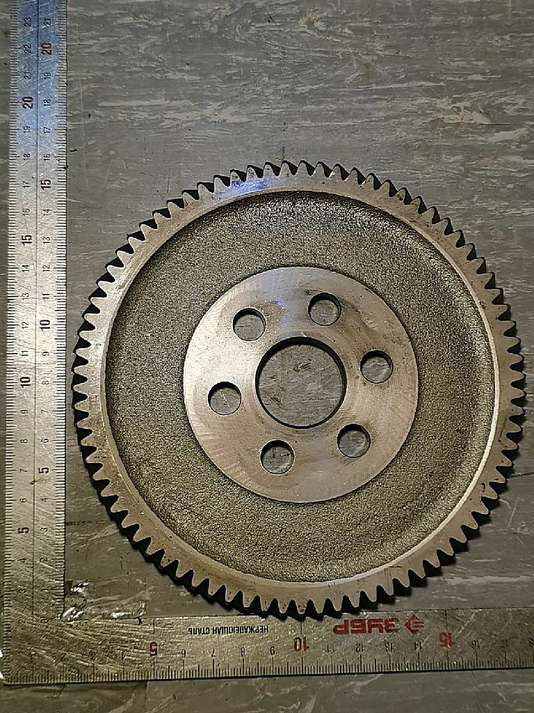 Шестерня распредвала OM457 б/у