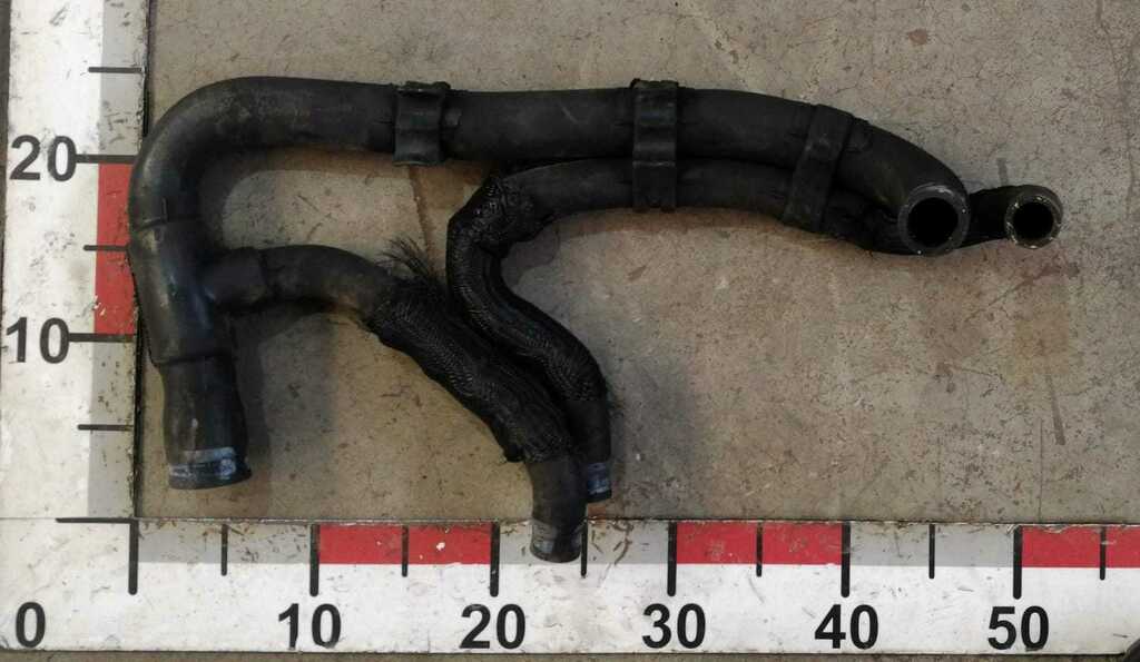 Патрубок расширительного бачка б/у