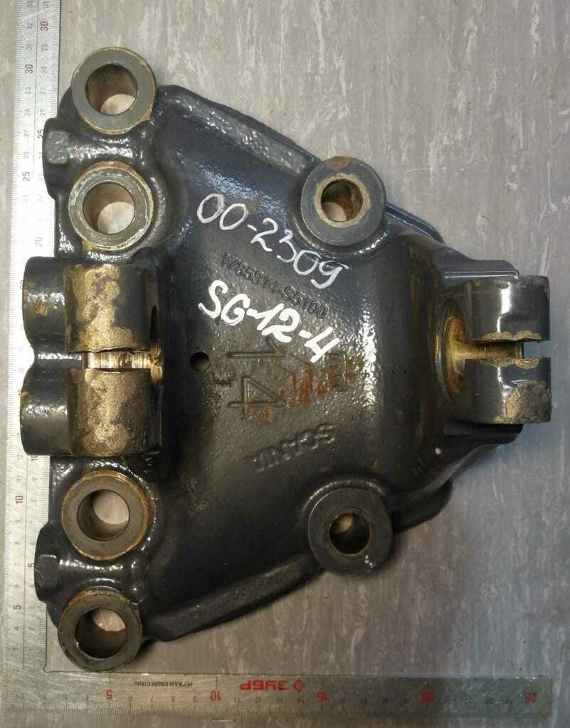 Кронштейн передней рессоры передний левый б/у