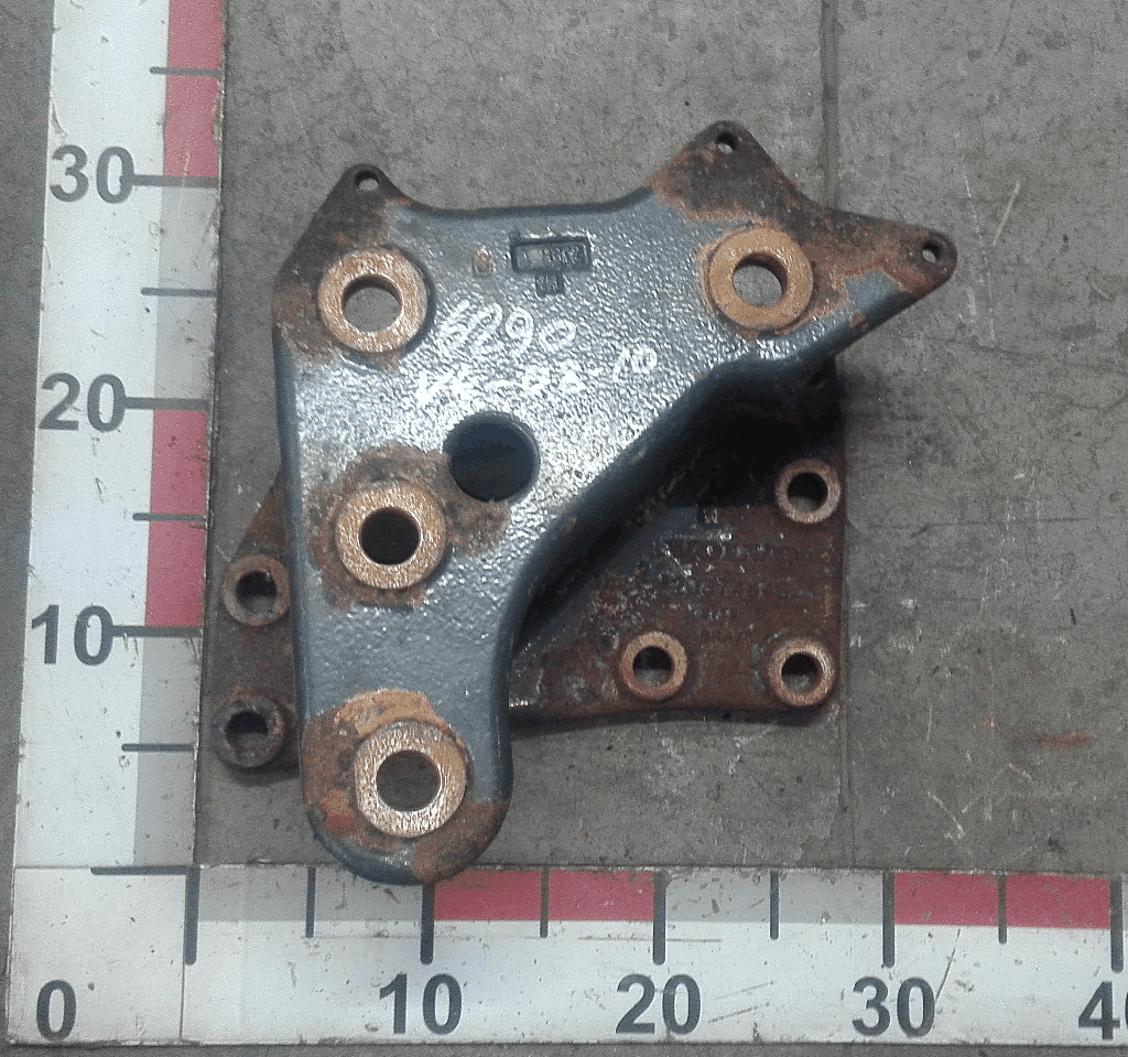 Кронштейн ГУРа б/у