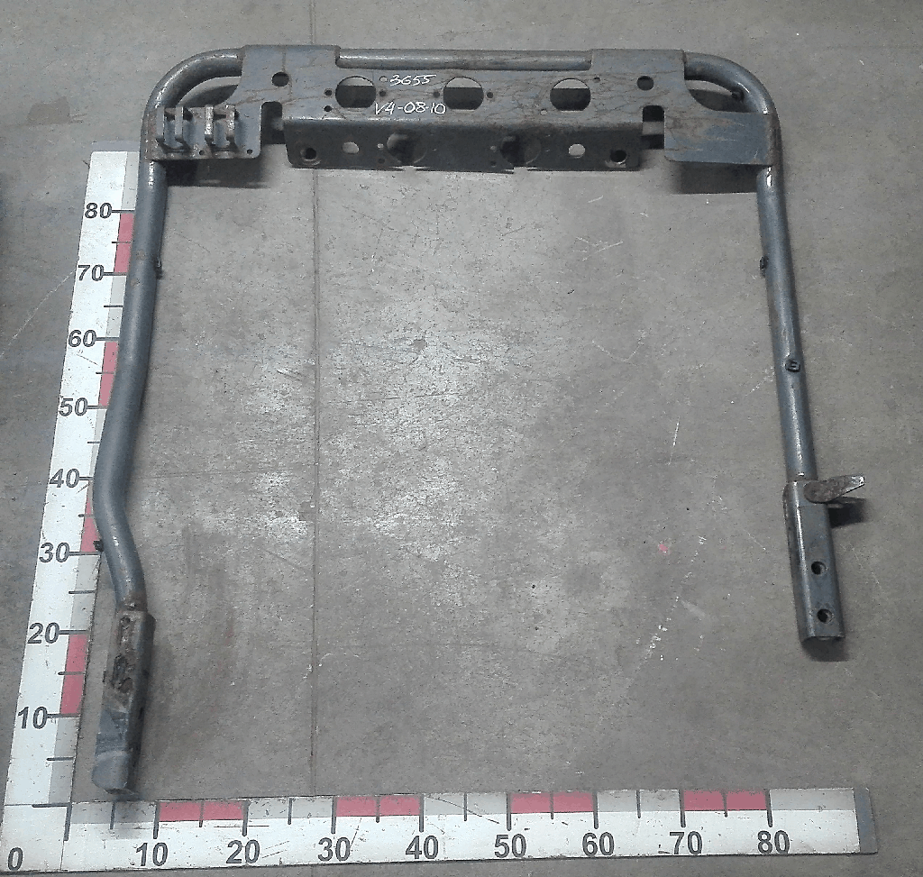 Траверса электрических розеток б/у