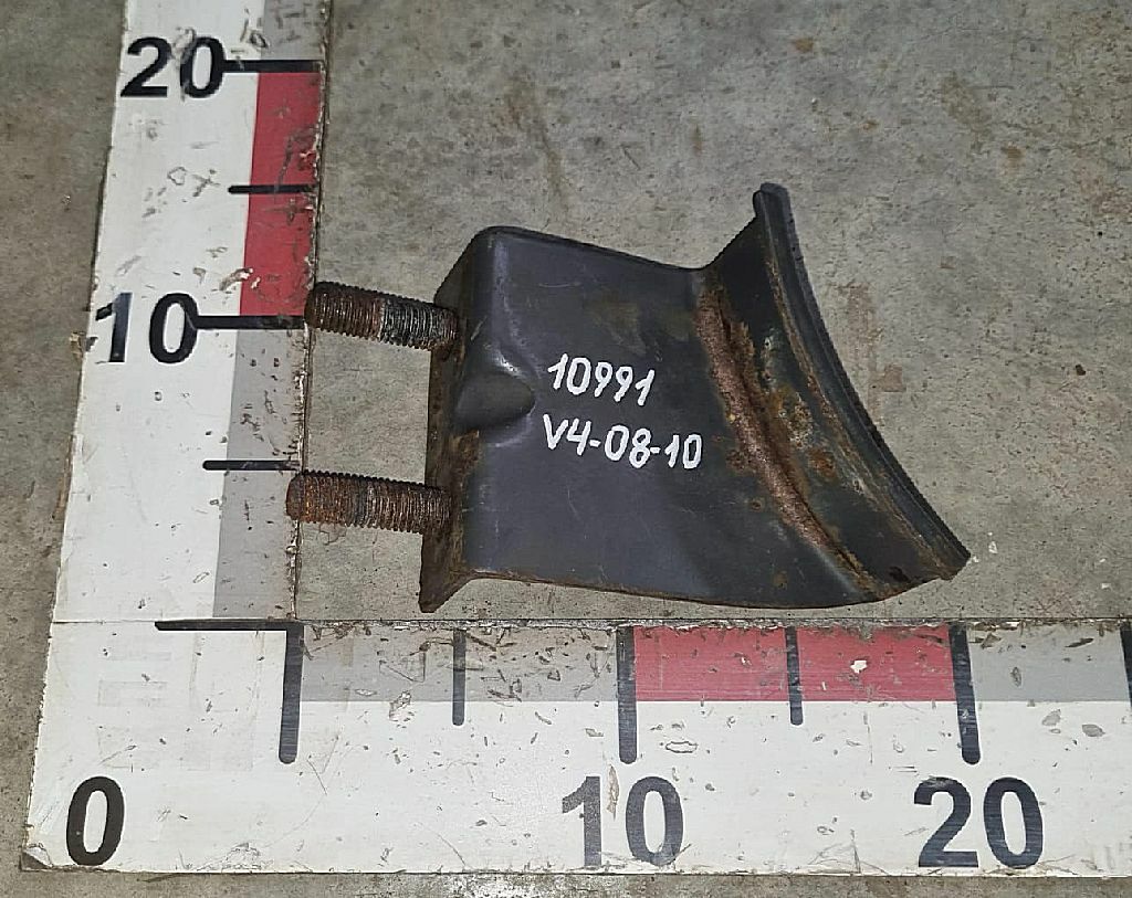 Кронштейн ресивера левый б/у