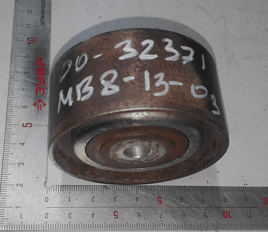 Ролик натяжитель OM471 б/у