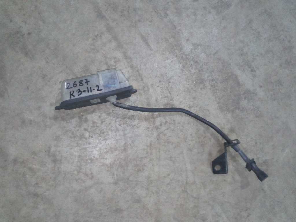 Плафон инструментального ящика б/у