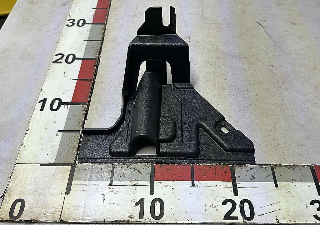 Накладка панели приборов б/у