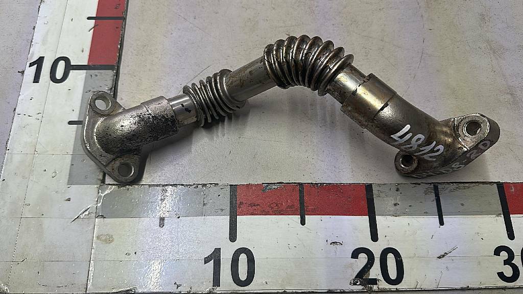 Трубка турбины отводящая MX300S2 б/у