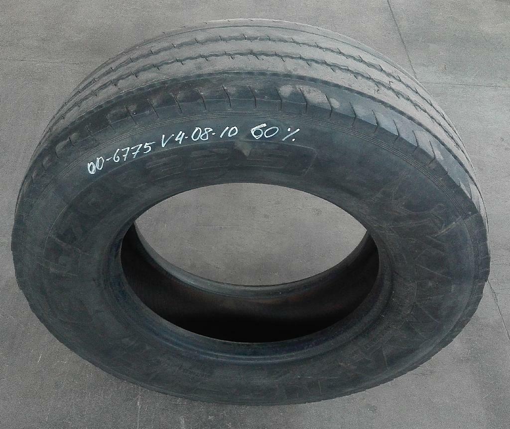 Шина передняя 315/70 б/у