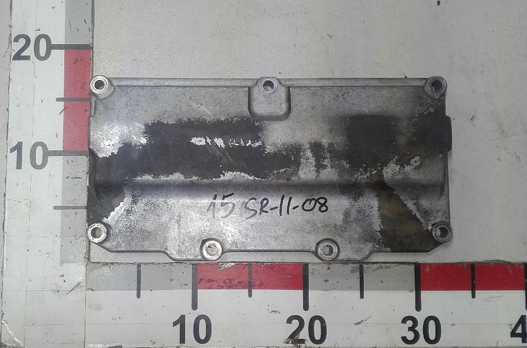 Крышка блока цилиндров DT1211 б/у