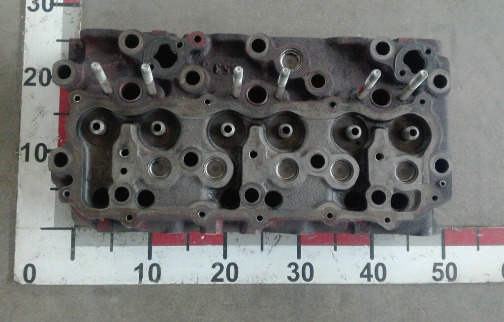 Головка блока цилиндров 8460.41N б/у