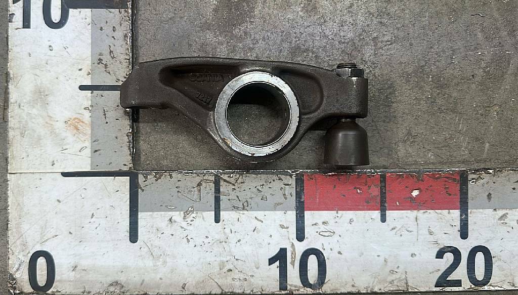 Коромысло форсунки DC1103 б/у