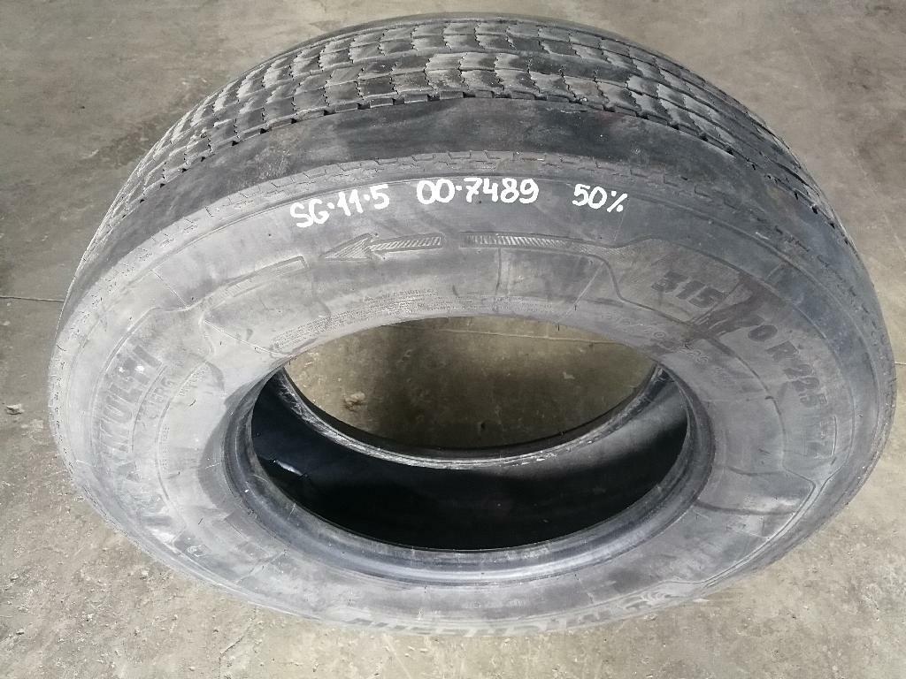 Шина передняя 315/70 б/у