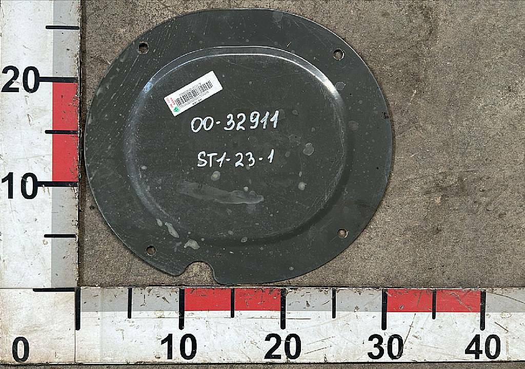 Крышка отверстия переключения передач б/у