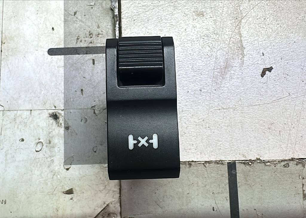 Клавиша блокировки дифференциала б/у