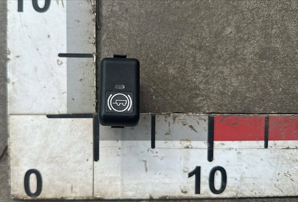 Клавиша тормоза прицепа б/у