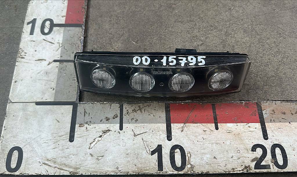 Фонарь габаритный б/у