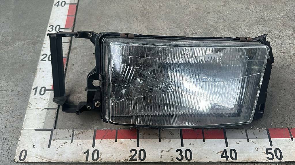 Фара левая б/у
