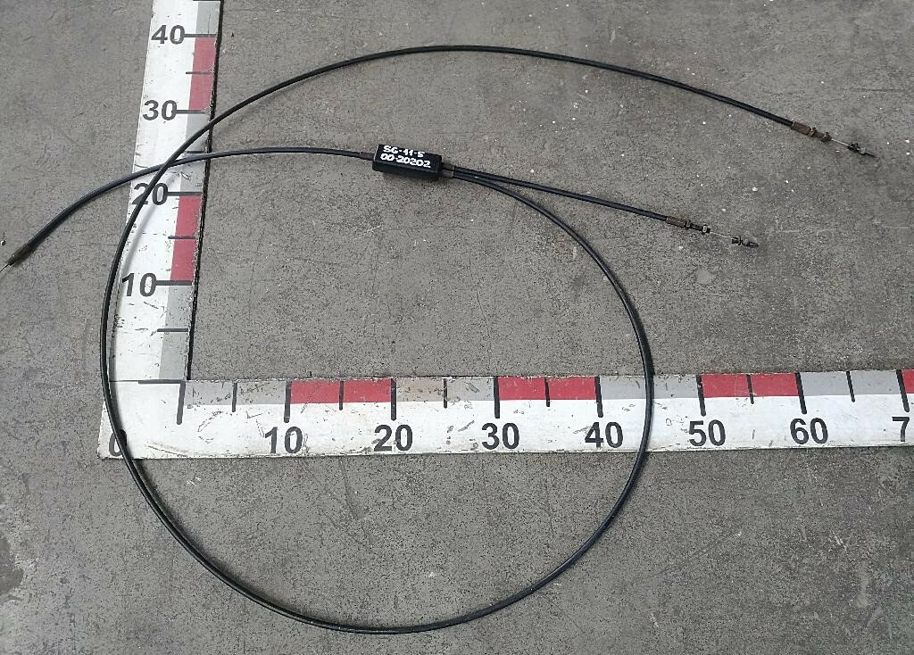 Трос замка капота б/у