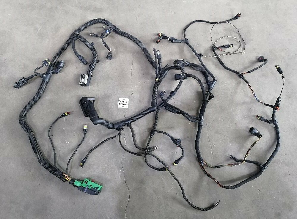 Проводка двигателя Cursor 10 б/у