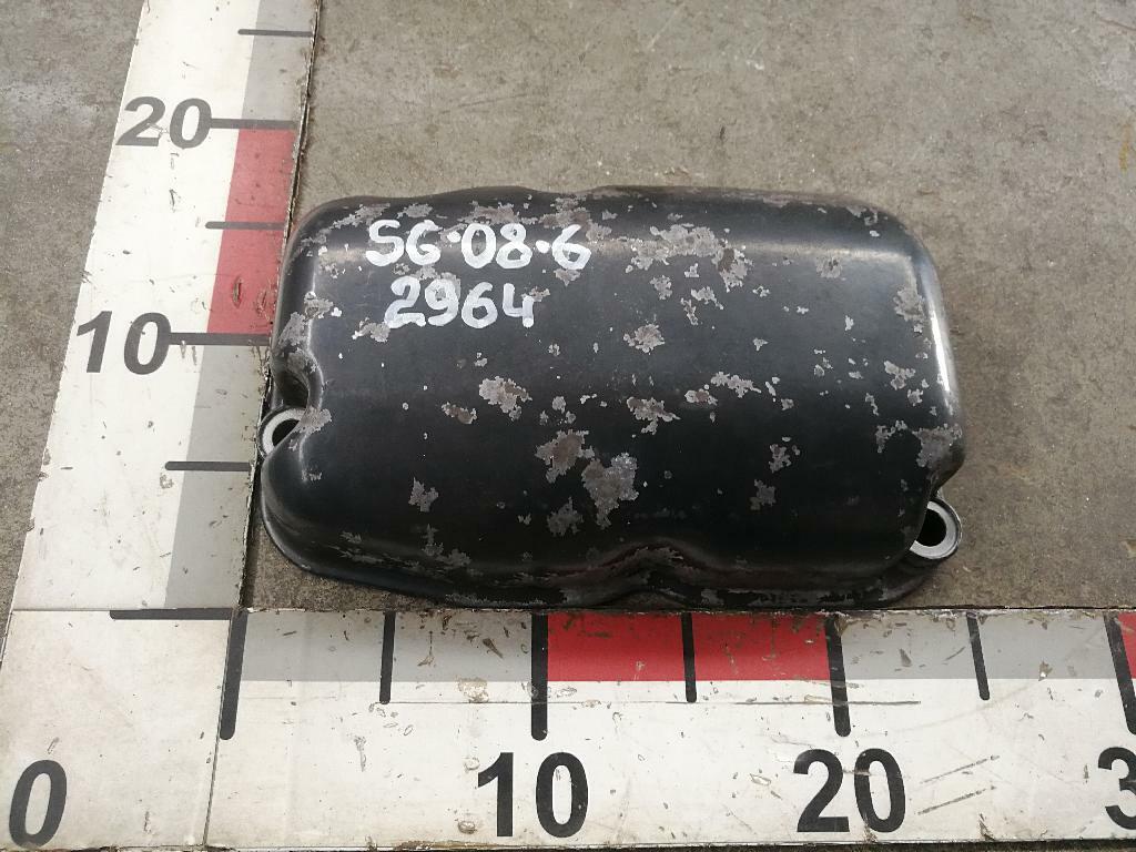 Крышка клапанов DT1211 б/у