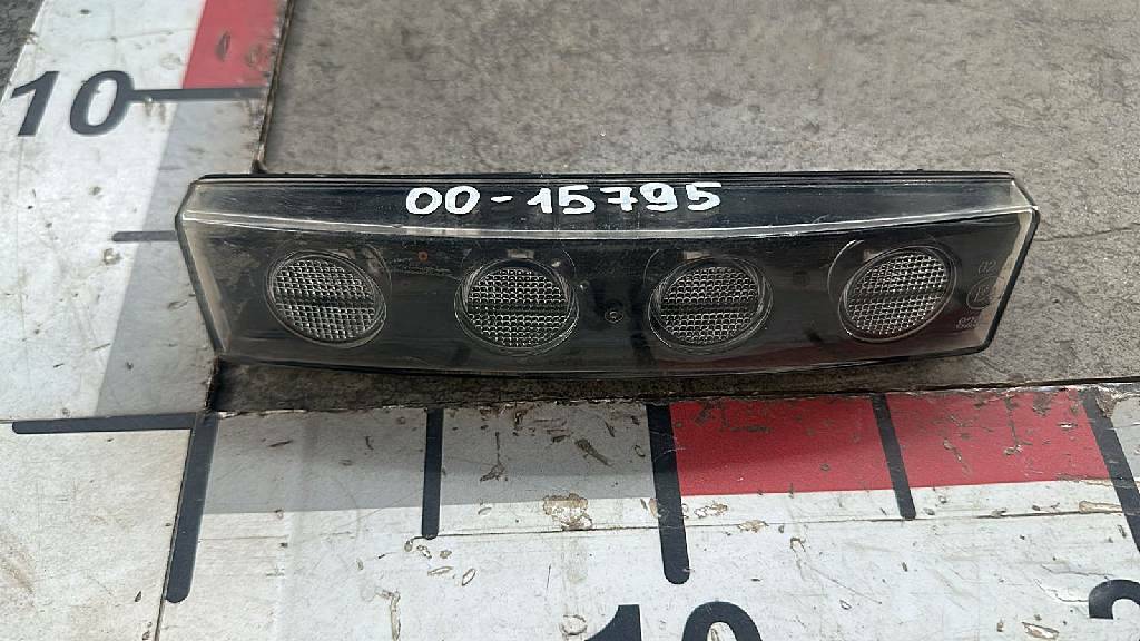 Фонарь габаритный б/у